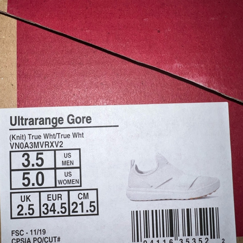 VANS ULTRA RANGE - Picture 2 of 3